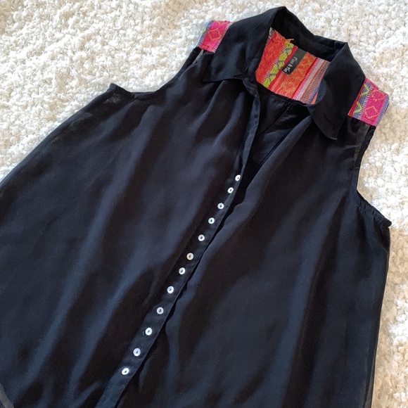 Fun & Flirt Black Sleevless blouse - Picture 9 of 13